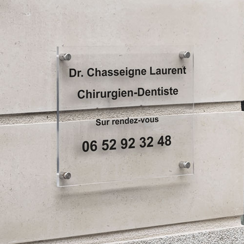 plaque en plexiglass pour professionnel
